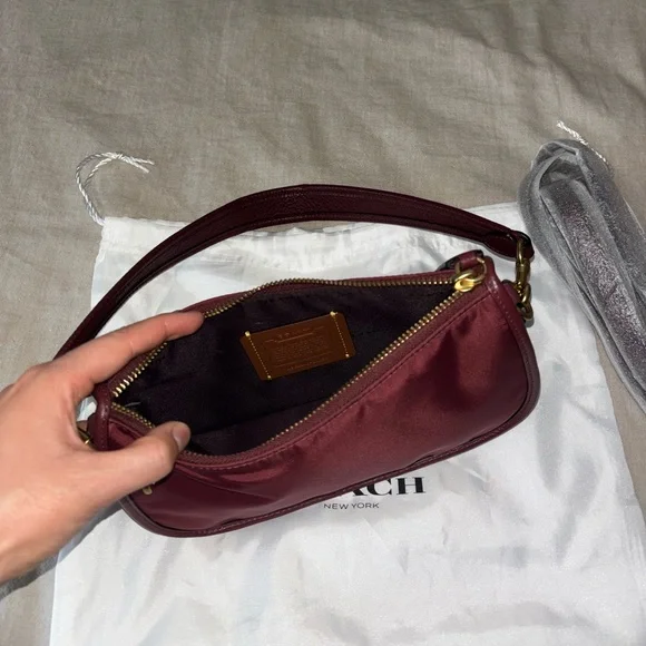 The Coach Originals Nylon Swinger Shoulder Bag - Picture 4 of 6